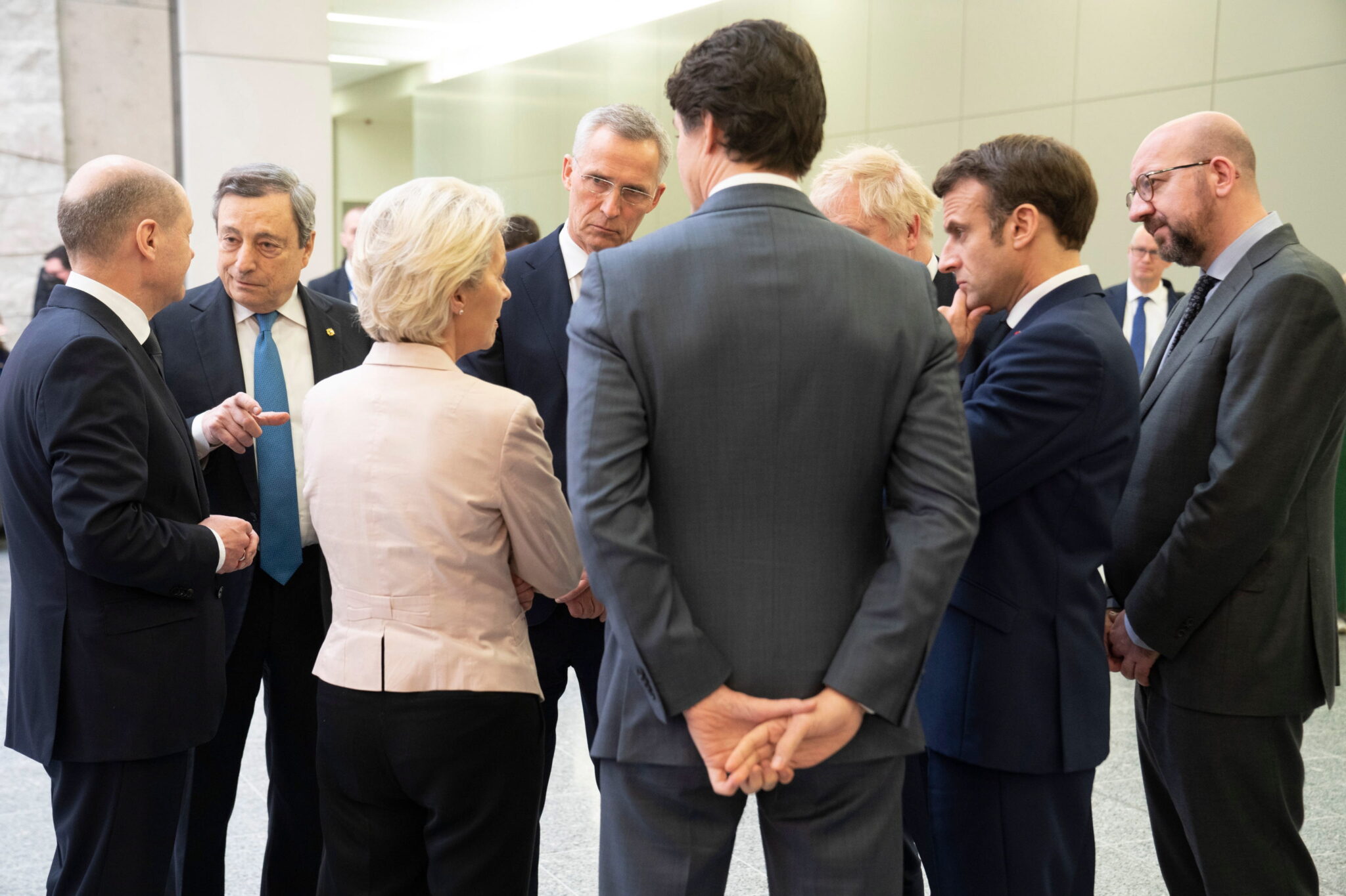 Ενισχύουν το Κίεβο: Σύνοδος ΝΑΤΟ στη σκιά της πυρηνικής απειλής (ΒΙΝΤΕΟ)