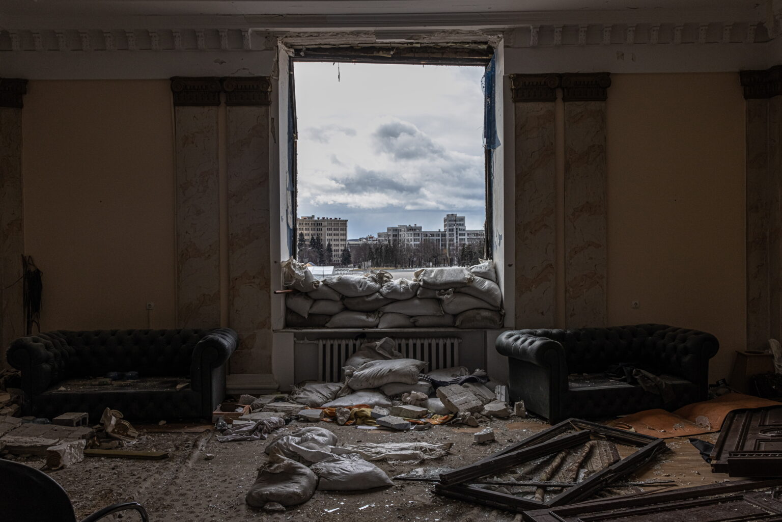 Ουκρανία: Μοντέλο Βόρειας και Νότιας Κορέας;