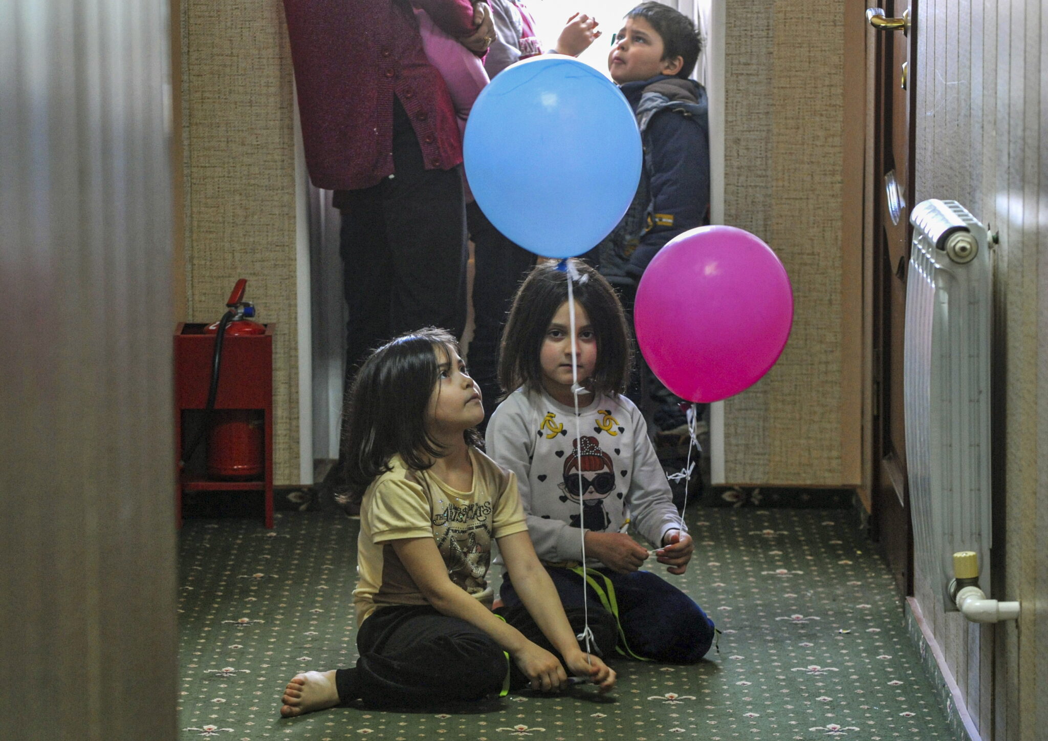 Δράμα χωρίς τέλος στη Μαριούπολη: Καταγγελία για επίθεση σε σχολείο με αμάχους