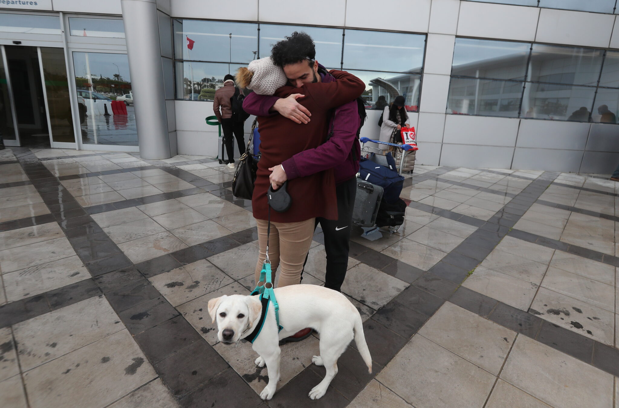 Η Νίνα φοβάται να τηλεφωνήσει σε Ουκρανούς φίλους γιατί έχει ρωσική υπηκοότητα