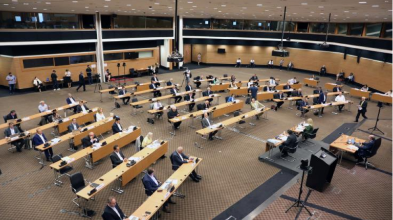 Ρευστό το σκηνικό όσον αφορά το μέλλον πολλών Δήμων λίγο πριν την Ολομέλεια(VID)