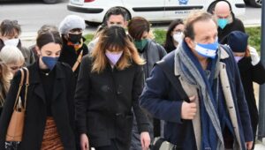 Η ώρα της αλήθειας: Στα δικαστήρια οι ηθοποίοι κατά του Πέτρου Φιλιππίδη