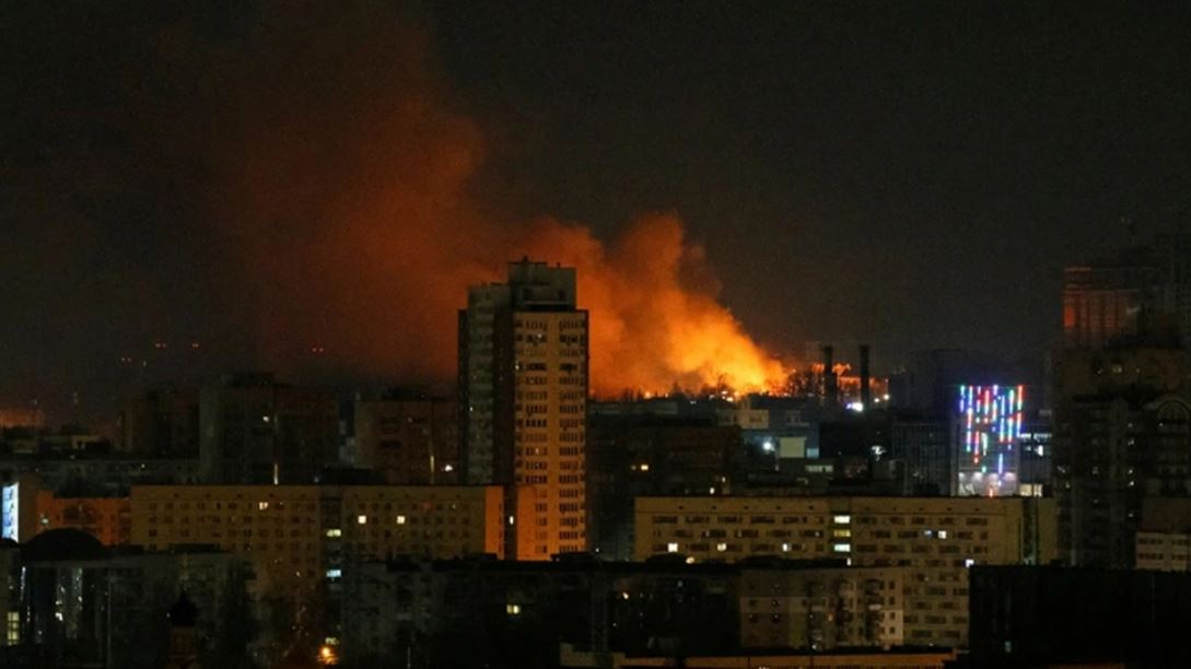 Ισχυρή έκρηξη κοντά σε σιδηροδρομικό σταθμό του Κιέβου (ΒΙΝΤΕΟ)