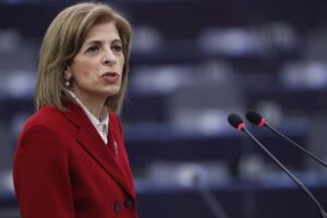 Κυριακίδου: Παρουσίασε μηχανισμό αλληλεγγύης για Ουρκρανούς πρόσφυγες ασθενείς