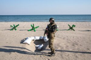 "Απίθανη μια ναυτική απόβαση στην Οδησσό χωρίς χερσαία στήριξη", εκτιμά αναλυτής