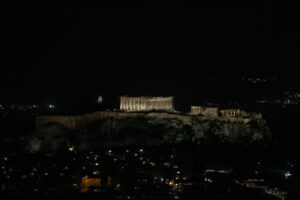 187 χώρες ανά το παγκόσμιο έσβησαν για μια ώρα τα φώτα για την «Ώρα της Γης»