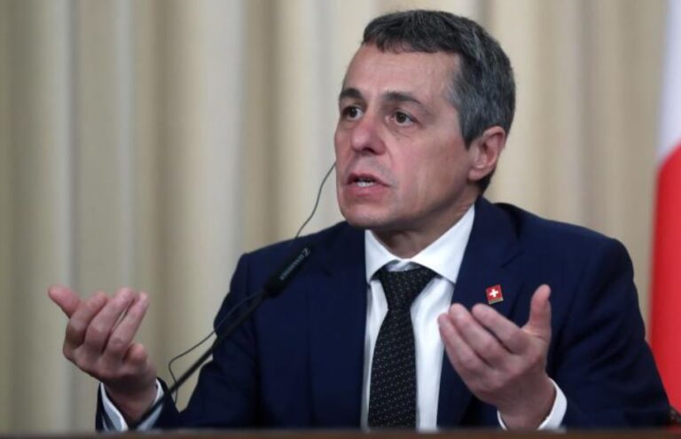 Ελβετός Πρόεδρος: Ο πόλεμος στην Ουκρανία οδηγείται από μια καταστροφική τρέλα