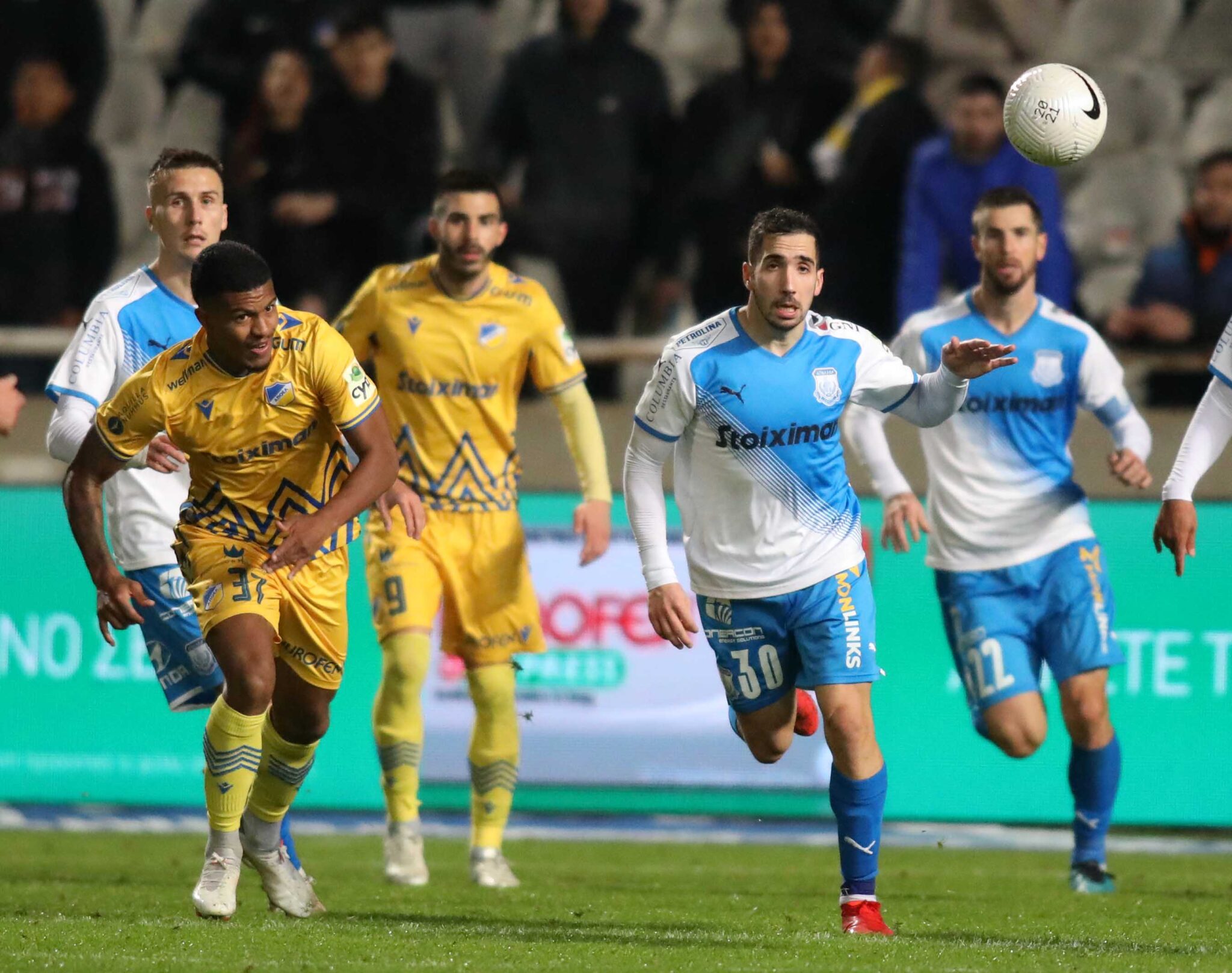 Ξεχωρίζει η «μάχη» κορυφής