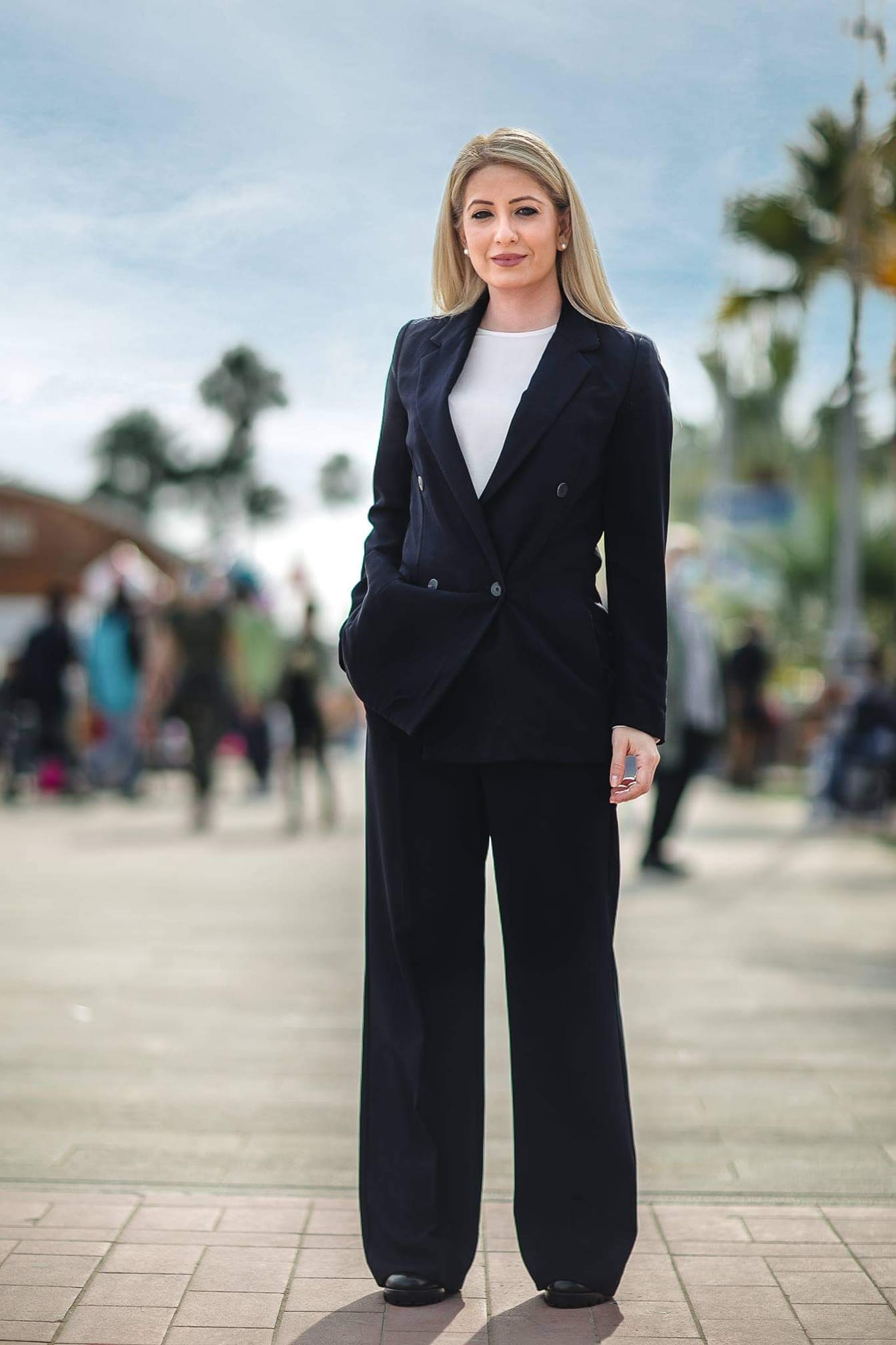 Η Αννίτα Δημητρίου φτιάχνει με τη γιαγιά της φλαούνες και “προδίδει” το μυστικό