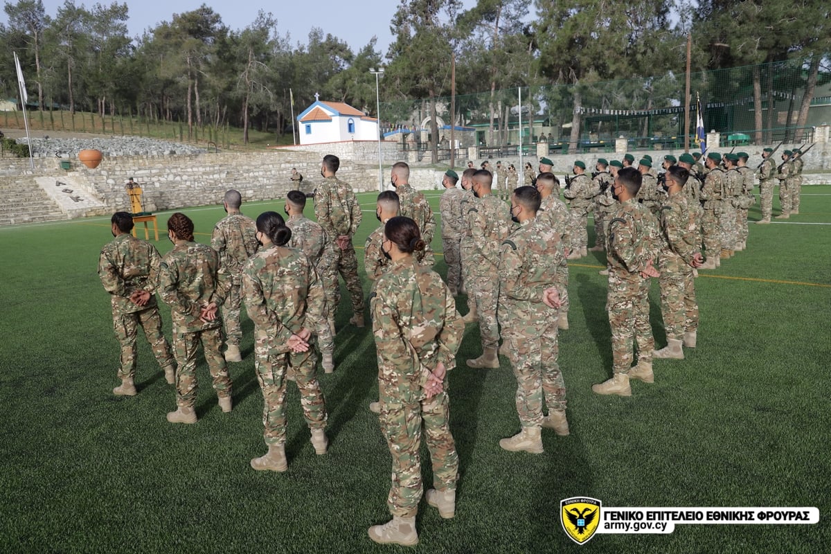 "Η πατρίδα σε καλεί. Δώσε το πρώτο σου παρών με ένα κλικ!"
