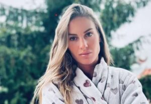 Σε βαρύ πένθος η Κατερίνα Δαλάκα