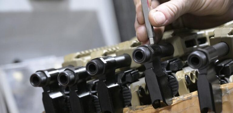 Οι λόγοι πίσω από την άρνηση της Λευκωσίας να παραδώσει οπλισμό στην Ουκρανία