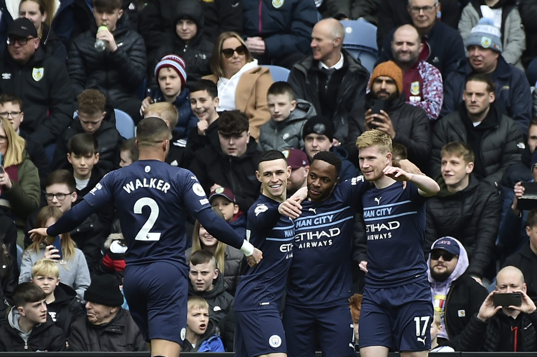 Εύκολα και κορυφή ξανά για Σίτι, ήττα σοκ από Μπρέντφορντ για Τσέλσι