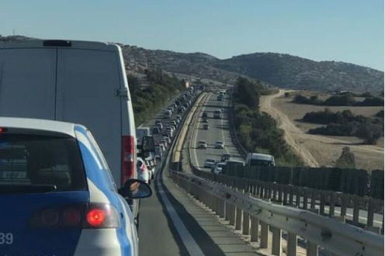 Οδηγοί προσοχή! Κυκλοφοριακό κομφούζιο στον αυτο/δρομο Λεμεσού λόγω έργων