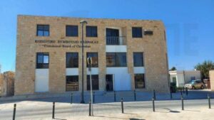 Εισήγηση για δημιουργία κλειστών δομών σε παλιά στρατόπεδα για μετανάστες