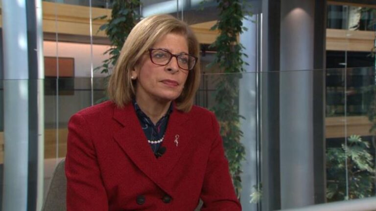 Συνεχίζεται η μεταφορά προσφύγων από την Ουκρανία σε χώρες της ΕΕ για νοσηλεία