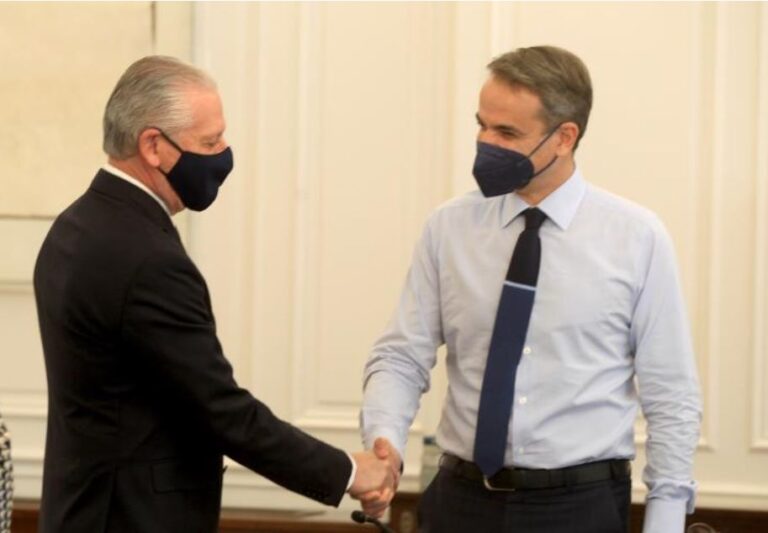 Κυπριακό και ενεργειακά ζητήματα συζήτησαν Σιζόπουλος και Μητσοτάκης