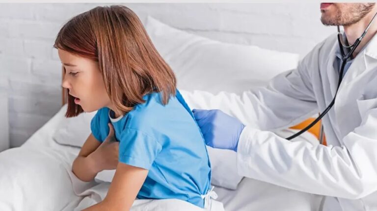 Προβληματισμένοι οι ειδικοί για την οξεία ηπατίτιδα: Τι δείχνουν τα στοιχεία