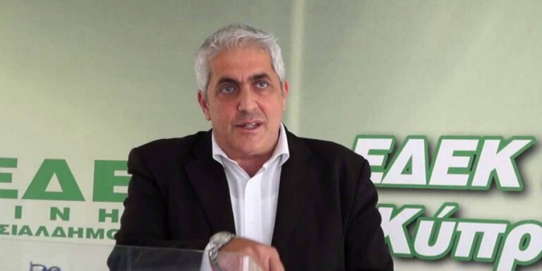 Έξω φρενών ο Κωστής Ευσταθίου: "Μετέτρεψαν την ΕΔΕΚ σε μικρομάγαζο" (ΒΙΝΤΕΟ)