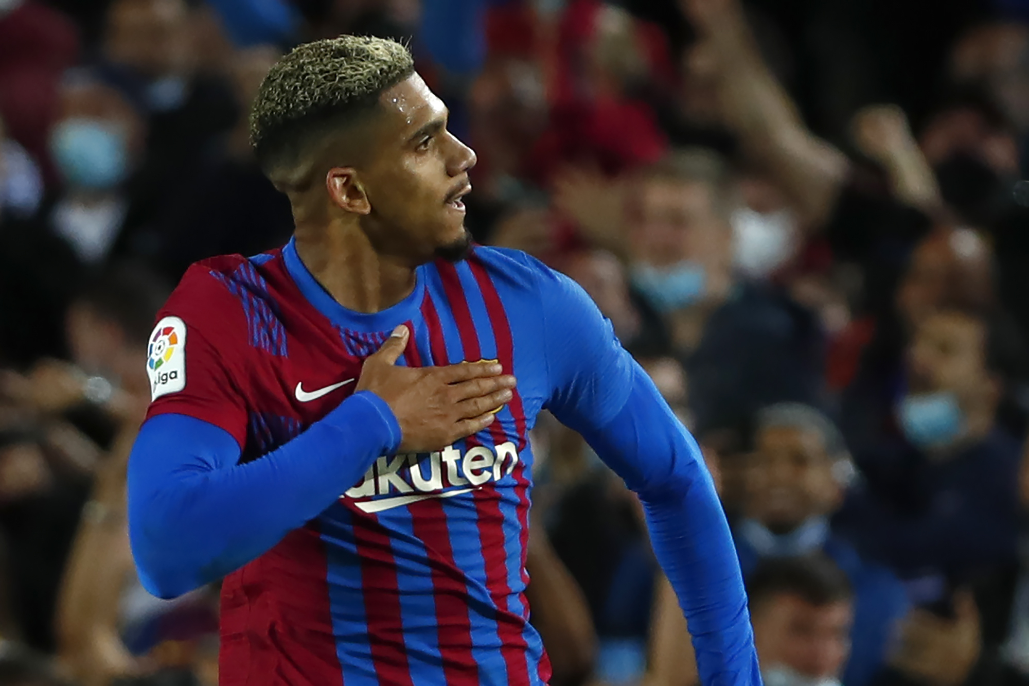 «Δένει» Αραούχο έως το 2026 με ρήτρα 1 δισ. η Μπαρσελόνα