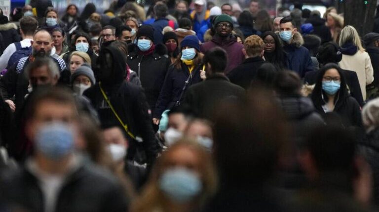 Reuters: Το «τέλος» της πανδημίας ετοιμάζεται να κηρύξει η ΕΕ