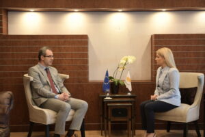 Τον νέο διαπραγματευτή για το Κυπριακό δέχθηκε η Πρόεδρος της Βουλής