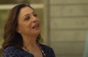 H Xάρις Αλεξίου ως…ηθοποιός στη νέα σειρά του Παπακαλιάτη – Δείτε το βίντεο