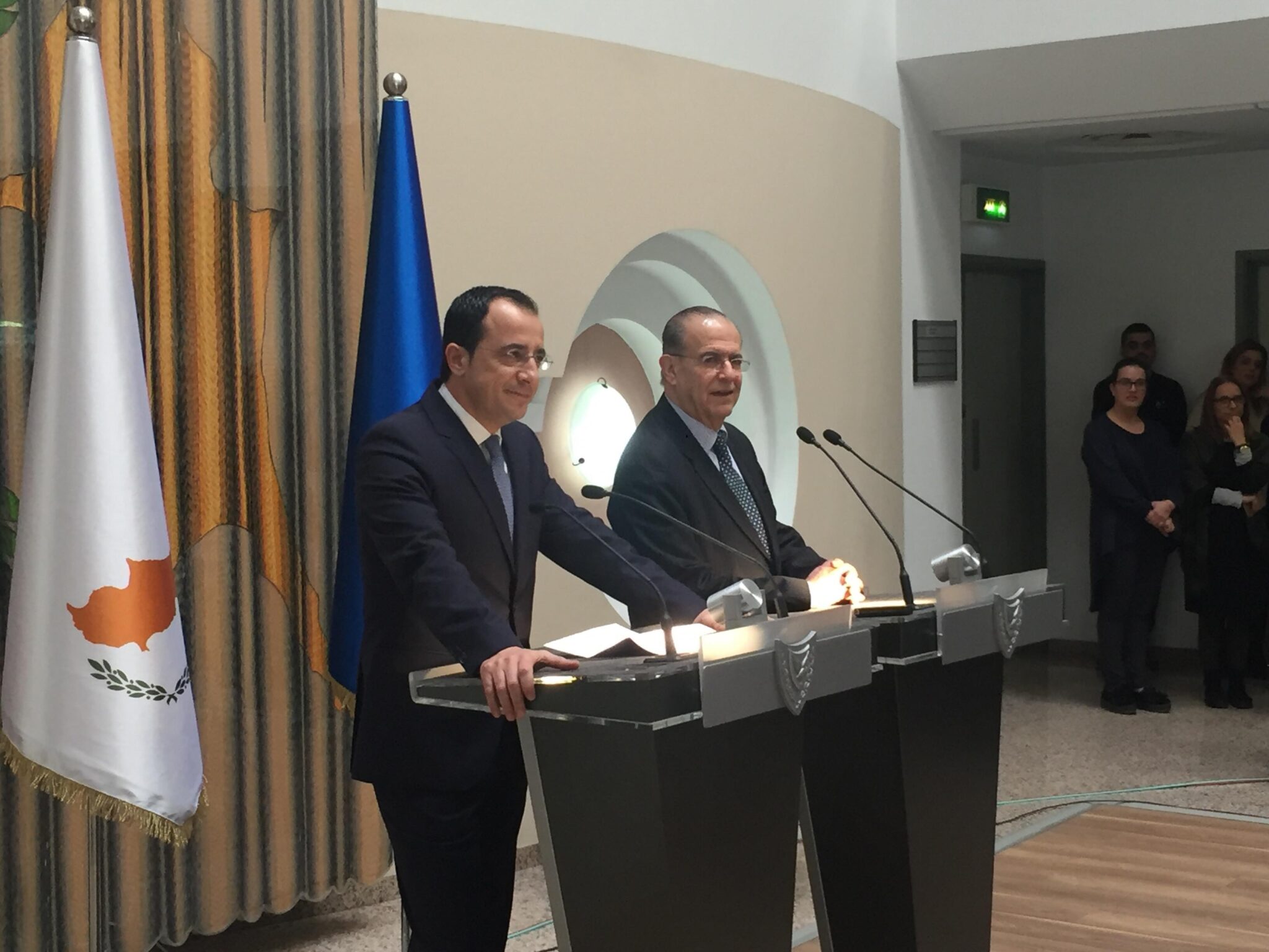 Kασουλίδης: Δεν με ικανοποιεί η απάντηση Χριστοδουλίδη (ΒΙΝΤΕΟ)