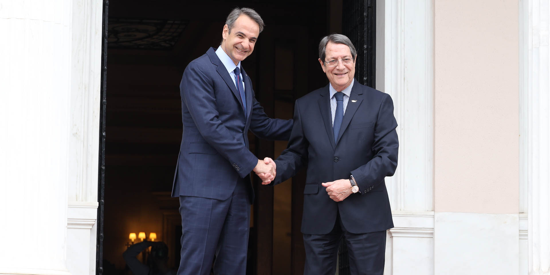 ΠτΔ: Ενημέρωσε τον Μητσοτάκη για την επιστολή που θα αποστείλει στον Τατάρ