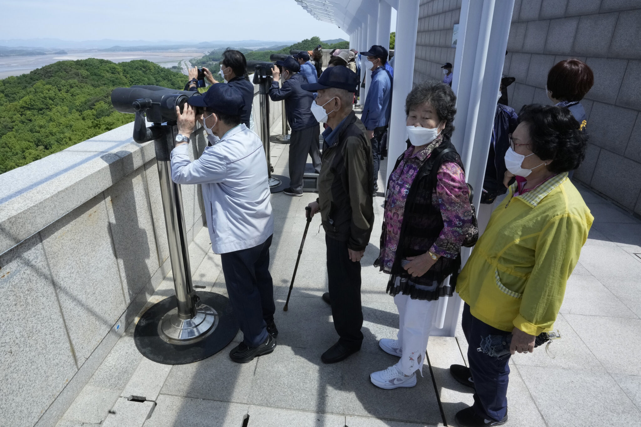 21 θάνατοι από covid στη Β. Κορέα, "τεράστια καταστροφή" λέει ο Κιμ Γιονγκ Ουν