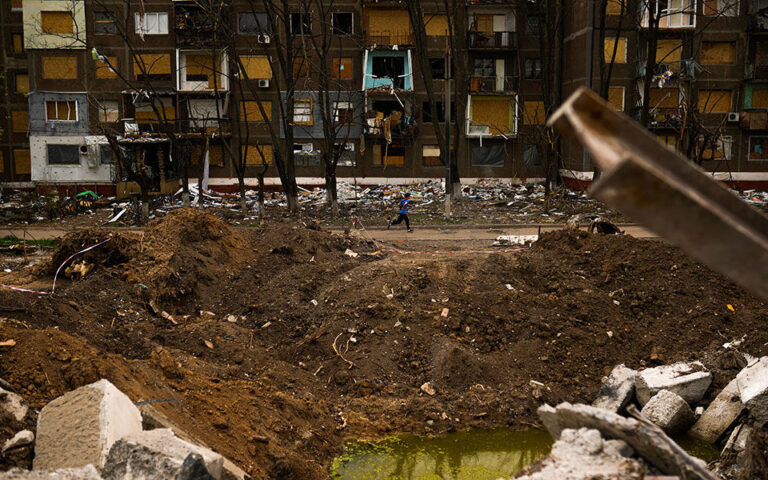 LIVE: «Όχι» Κιέβου σε συμφωνία που περιλαμβάνει παραχώρηση εδαφών