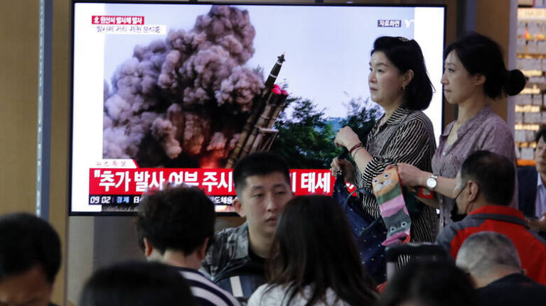 Βαλλιστικούς πυραύλους "άγνωστου τύπου" εκτόξευσε η Βόρεια Κορέα