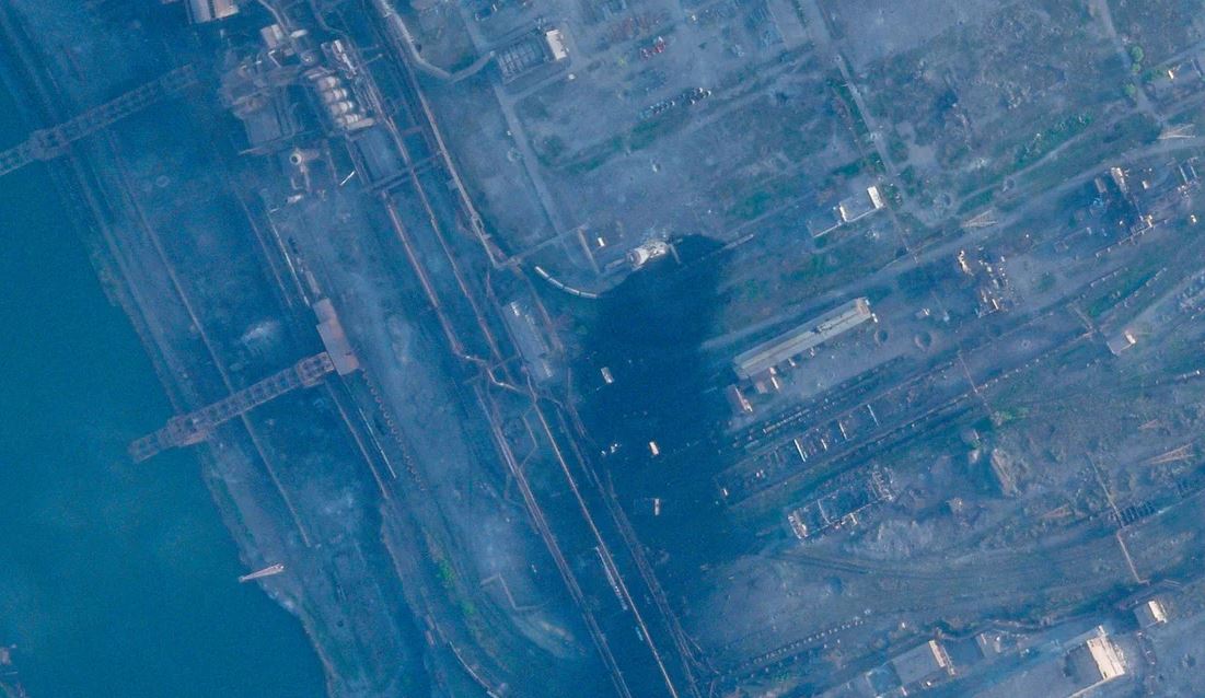 Η Ρωσία εισέβαλε στο Αζοφστάλ: Έριξαν θερμοβαρικές βόμβες (ΒΙΝΤΕΟ)