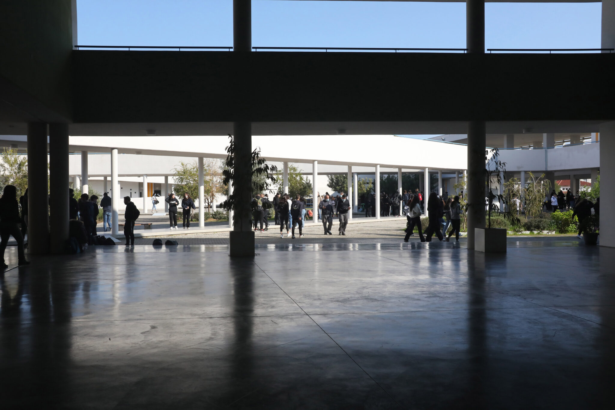 Τα αλλάζει το ΥΠΠΑΝ: Τι λέει για την υπόθεση άσεμνης επίθεσης σε μαθήτρια