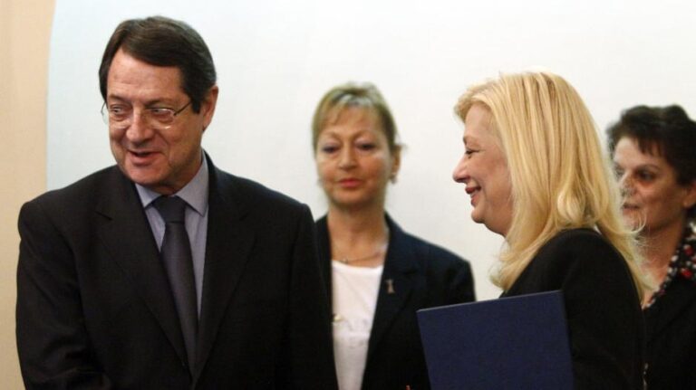 Για 10η μέρα σε καταστολή η Ζέτα Αιμιλιανίδου, "δυστυχώς δύσκολη περίπτωση"