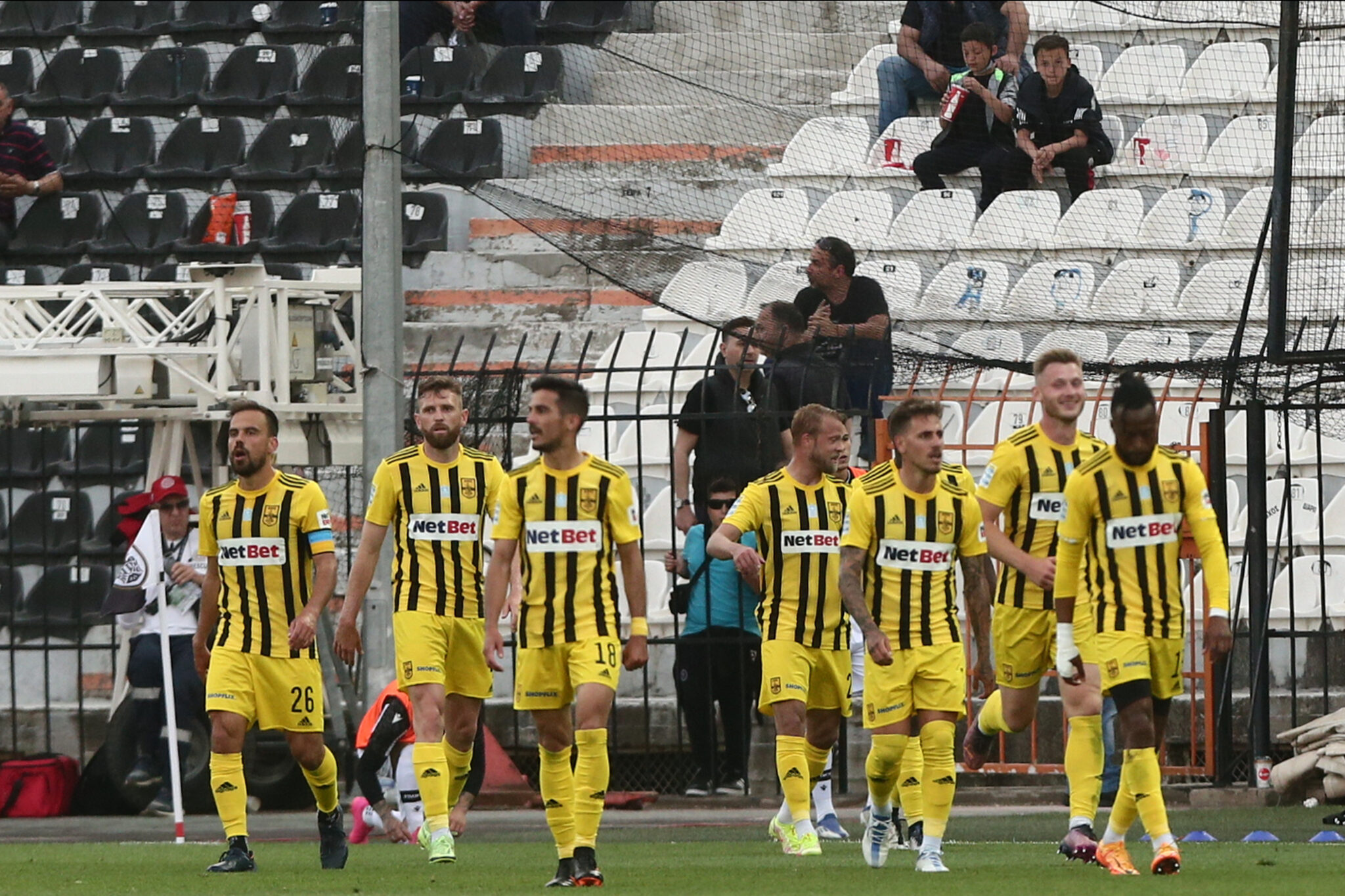 «Άλωσε» ξανά την Τούμπα και έβαλε… μπουρλότο στα playoffs ο Άρης