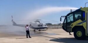 Άσκηση κατάσβεσης φωτιάς στις εγκαταστάσεις της ΜΑΕΠ Αεροδρομίου Λάρνακας (VID)