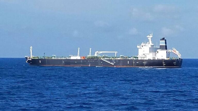 Κομισιόν σε Ιράν: «Απαράδεκτη» η κατάσχεση των δύο ελληνικών πλοίων