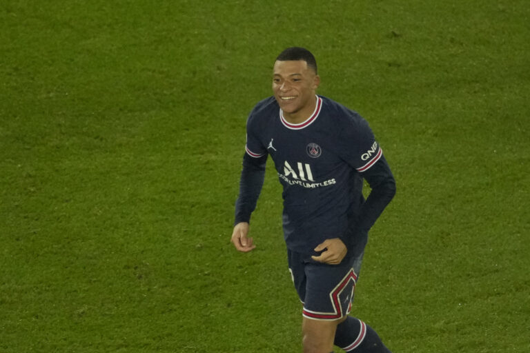 Μένει στην Παρί Σεν Ζερμέν ο Εμπαπέ