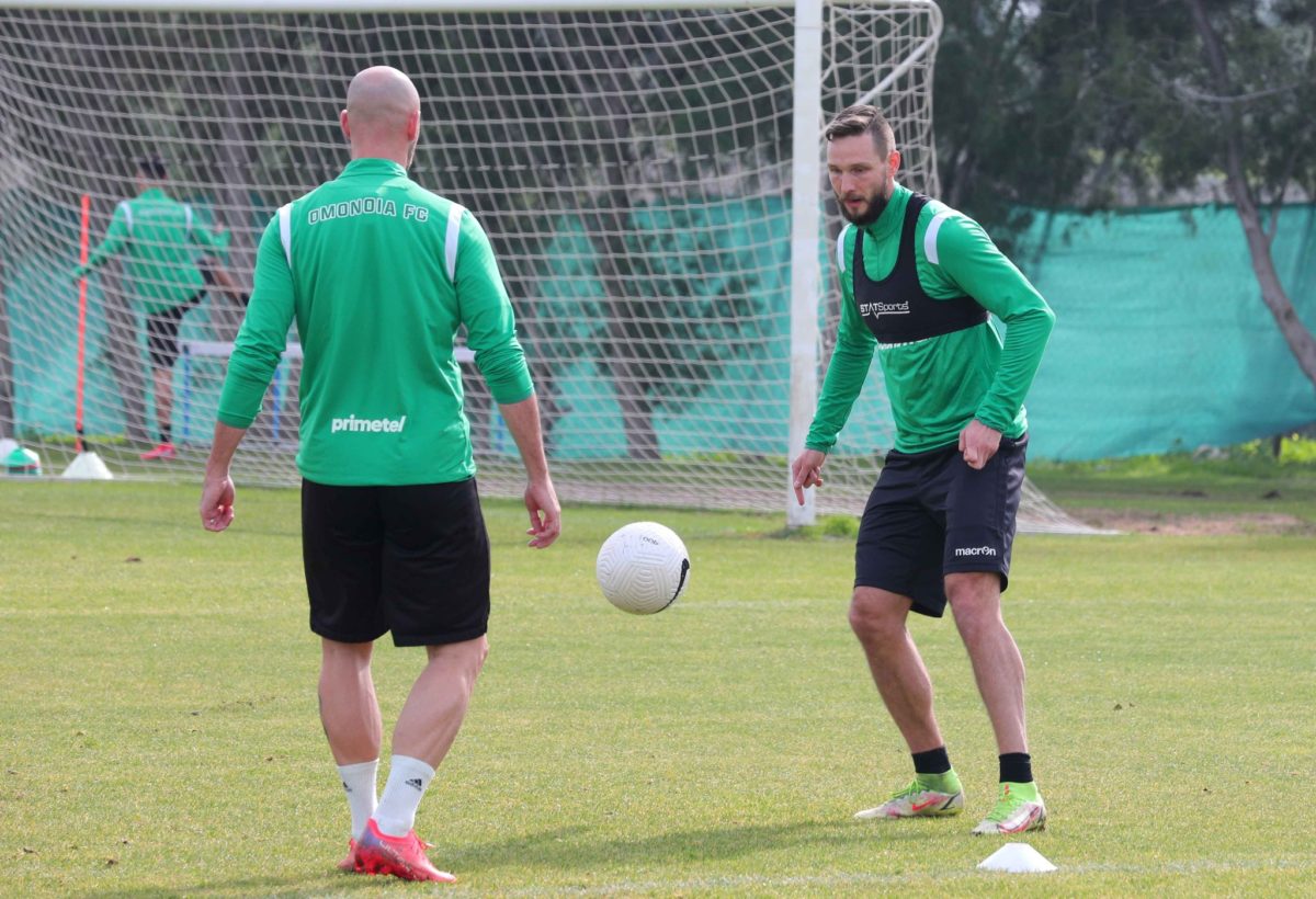 «Τρέχουν» να προλάβουν τον τελικό Λέτσιακς και Μάταβζ στην Ομόνοια