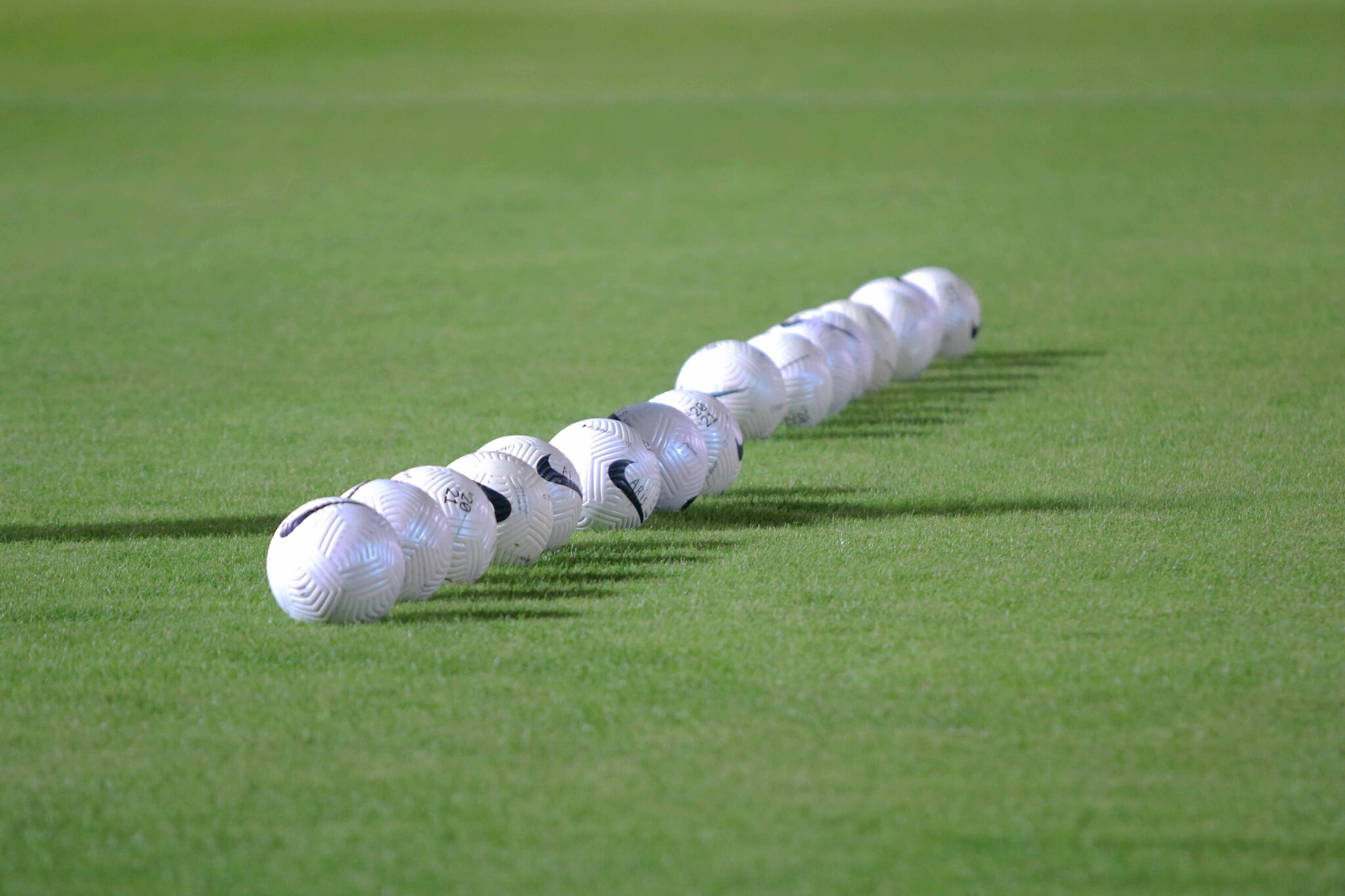 Πρωτάθλημα Cyta: Παιχνίδια… φωτιά σε «Αρένα» και Τσίρειο