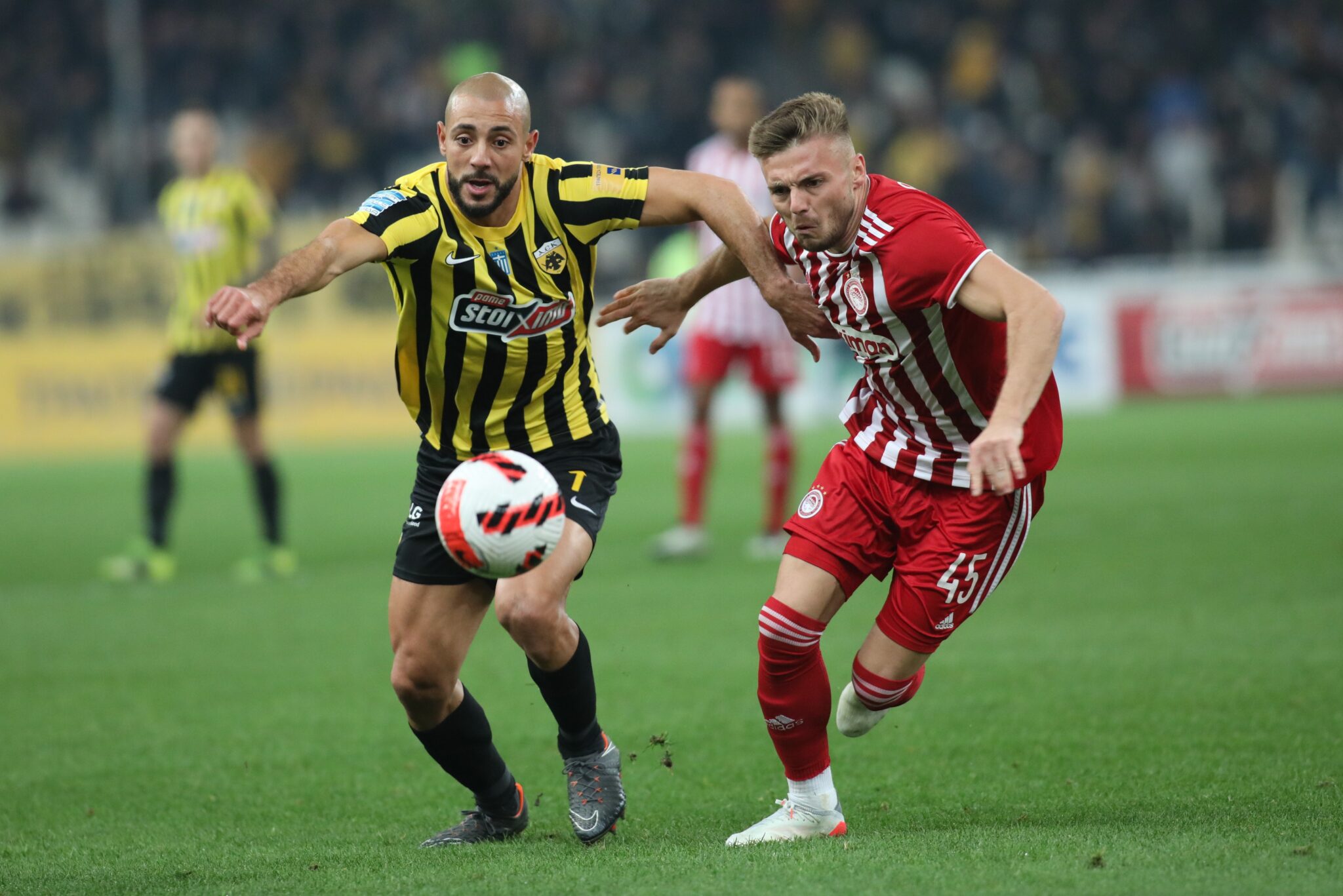 ΑΕΚ-Ολυμπιακός: «Αγγαρεία» και… διαμαρτυρία