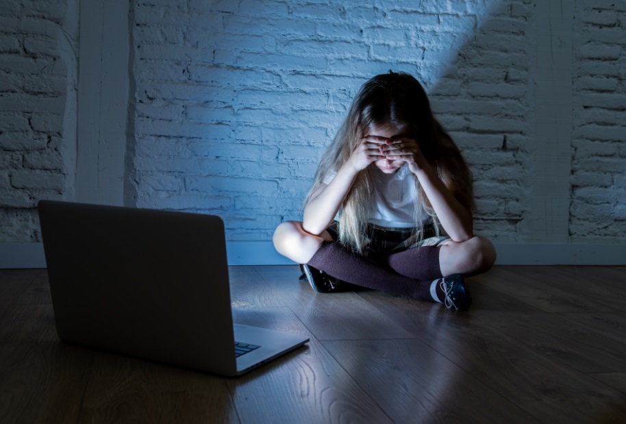 &Epsilon;ί&chi;&epsilon; &sigma;&tau;&eta;&nu; &kappa;&alpha;&tau;&omicron;&chi;ή &tau;&omicron;&upsilon; &upsilon;&lambda;&iota;&kappa;ό &sigma;&epsilon;&xi;&omicron;&upsilon;&alpha;&lambda;&iota;&kappa;ή&sigmaf; &kappa;&alpha;&kappa;&omicron;&pi;&omicron;ί&eta;&sigma;&eta;&sigmaf; &alpha;&nu;&eta;&lambda;ί&kappa;&omega;&nu;, &kappa;&alpha;&tau;&alpha;&delta;&iota;&kappa;ά&sigma;&tau;&eta;&kappa;&epsilon; &sigma;&epsilon; έ&xi;&iota; &chi;&rho;ό&nu;&iota;&alpha; &phi;&upsilon;&lambda;ά&kappa;&iota;&sigma;&eta;