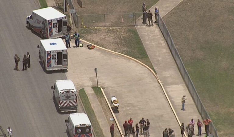 Μακελειό σε δημοτικό σχολείο στο Τέξας με 15 νεκρούς (ΒΙΝΤΕΟ)