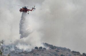 Φωτιά στη Γλυφάδα: Εντολή για εκκένωση στο Πανόραμα Βούλας