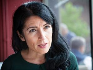 Αμινέ Κακαμπάβε: Η Κούρδισα βουλευτής που πολεμά τον Ερντογάν