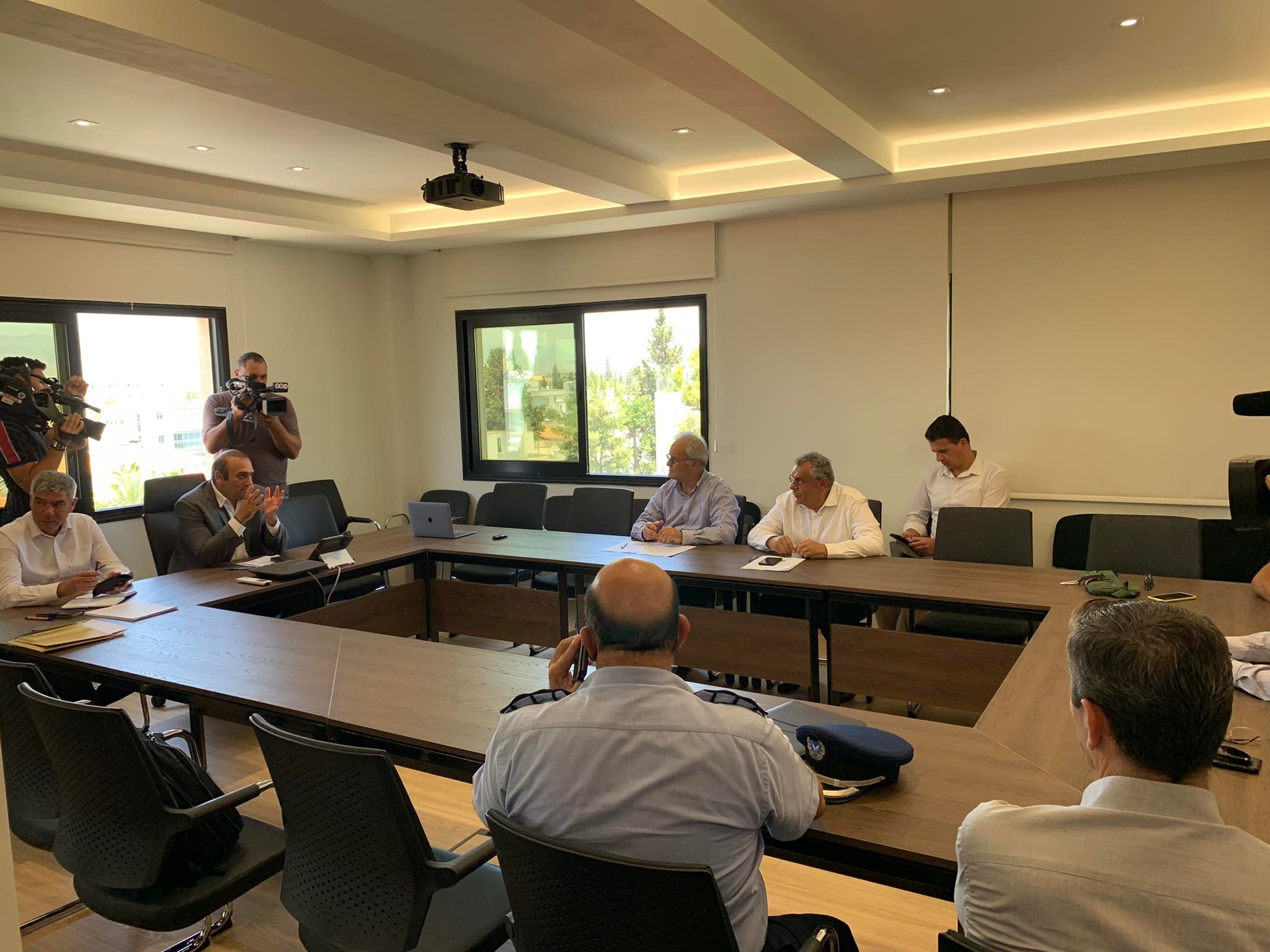 Έρχεται νόμος για προώθηση της οδικής ασφάλειας από τις αντιπροσωπείες οχημάτων