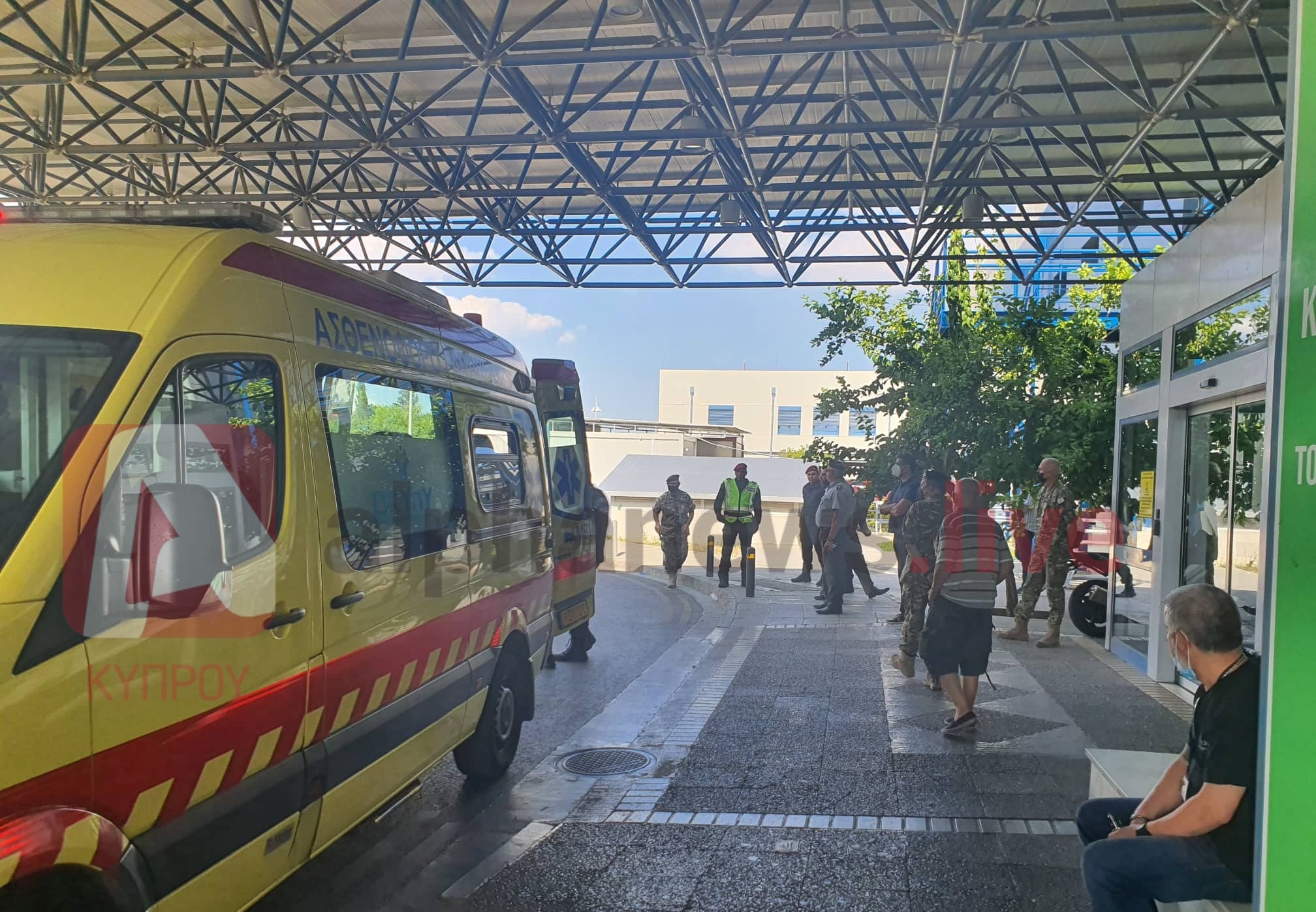 ΦΩΤΟ: Στο ΓΝ Λευκωσίας ο νεαρός καταδρομέας που τραυματίστηκε κρίσιμα σε άσκηση