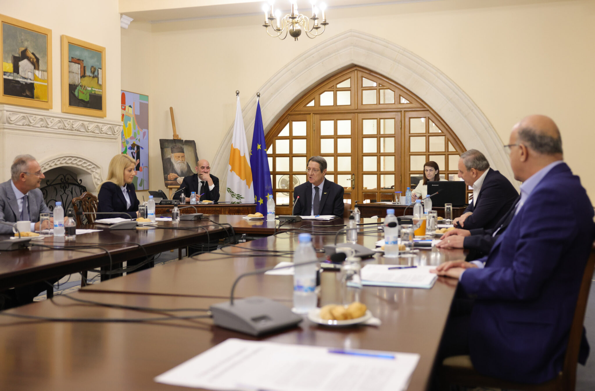 Στέλνει ξανά επιστολές στους ξένους για τις προκλήσεις των Τούρκων ο Πρόεδρος