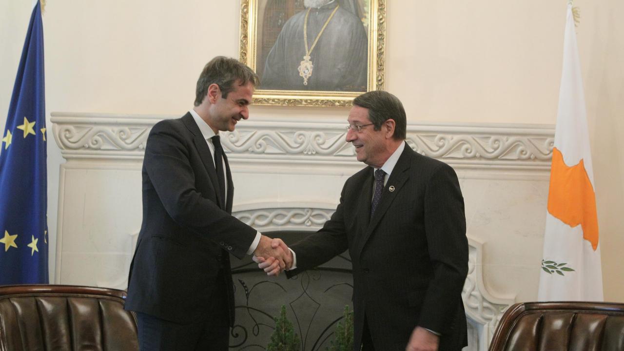 Στη Κύπρο από εβδομάδας ο Κυριάκος Μητσοτάκης